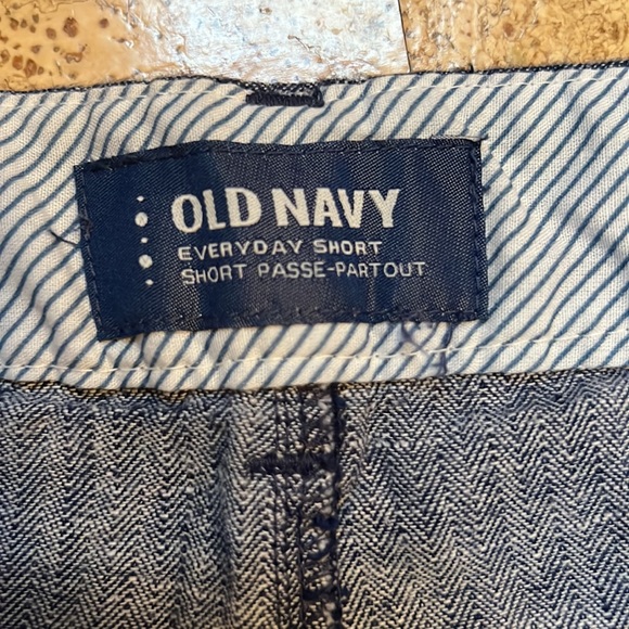 Old Navy Everyday Shorts light denim size 12 - Picture 6 of 7
